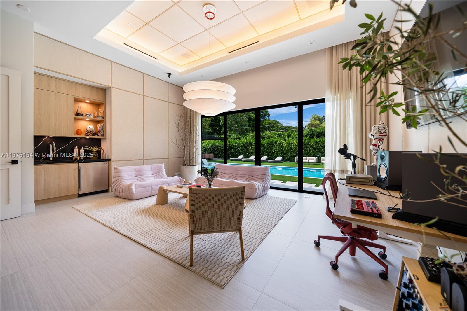 12820 SW 80th Ave Pinecrest, FL 33156