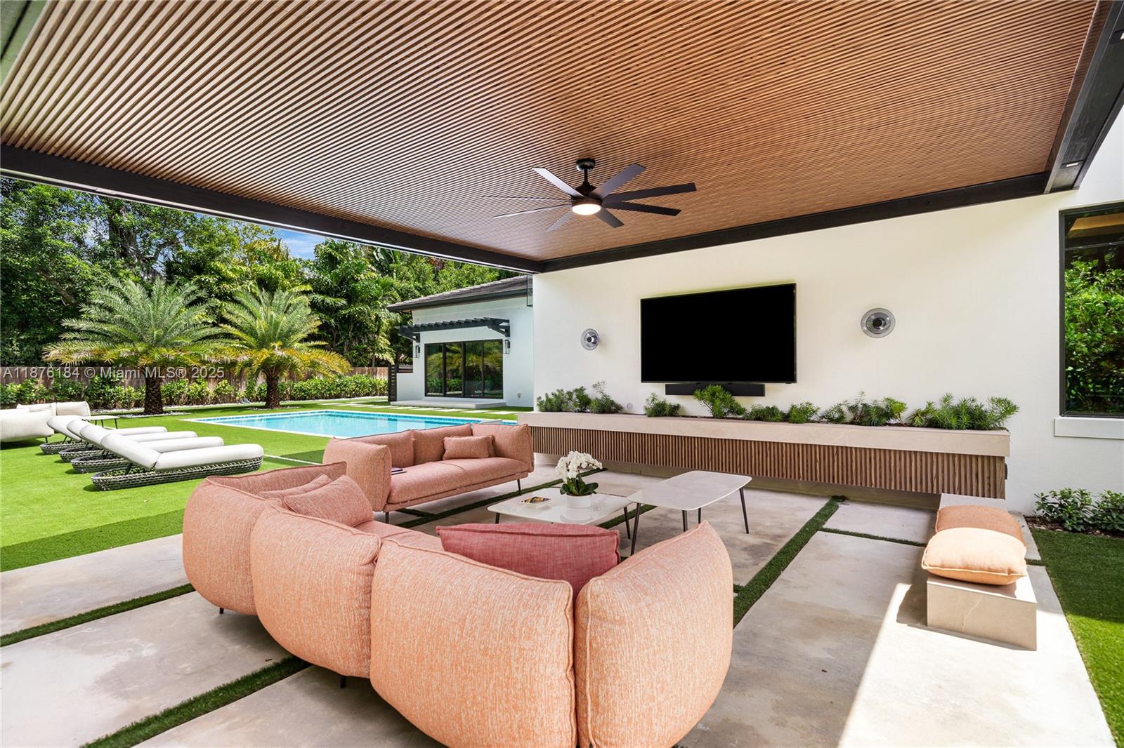 12820 SW 80th Ave Pinecrest, FL 33156