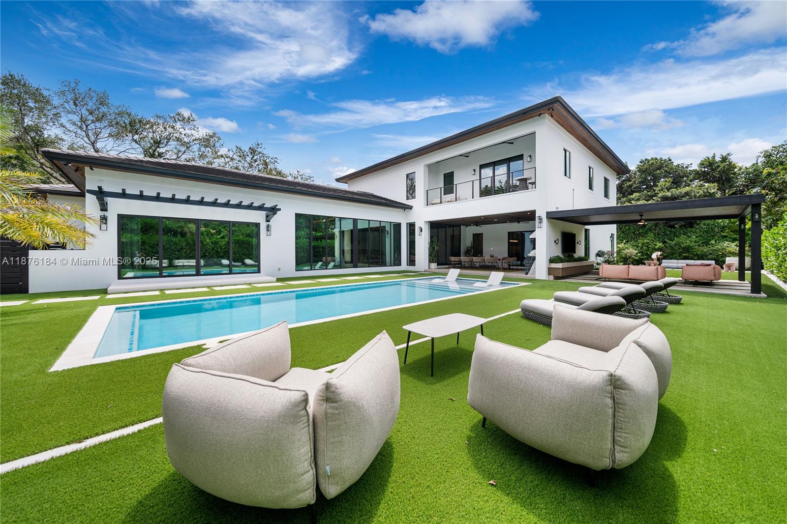 12820 SW 80th Ave Pinecrest, FL 33156