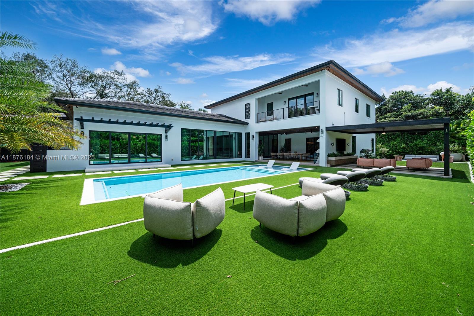 12820 SW 80th Ave Pinecrest, FL 33156