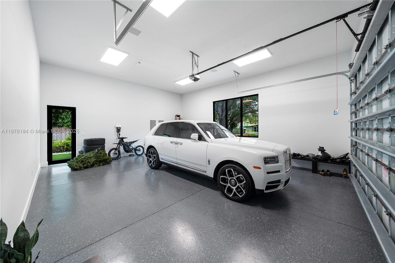 12820 SW 80th Ave Pinecrest, FL 33156