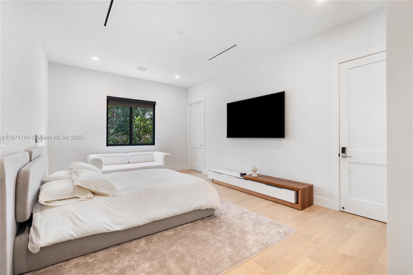 12820 SW 80th Ave Pinecrest, FL 33156