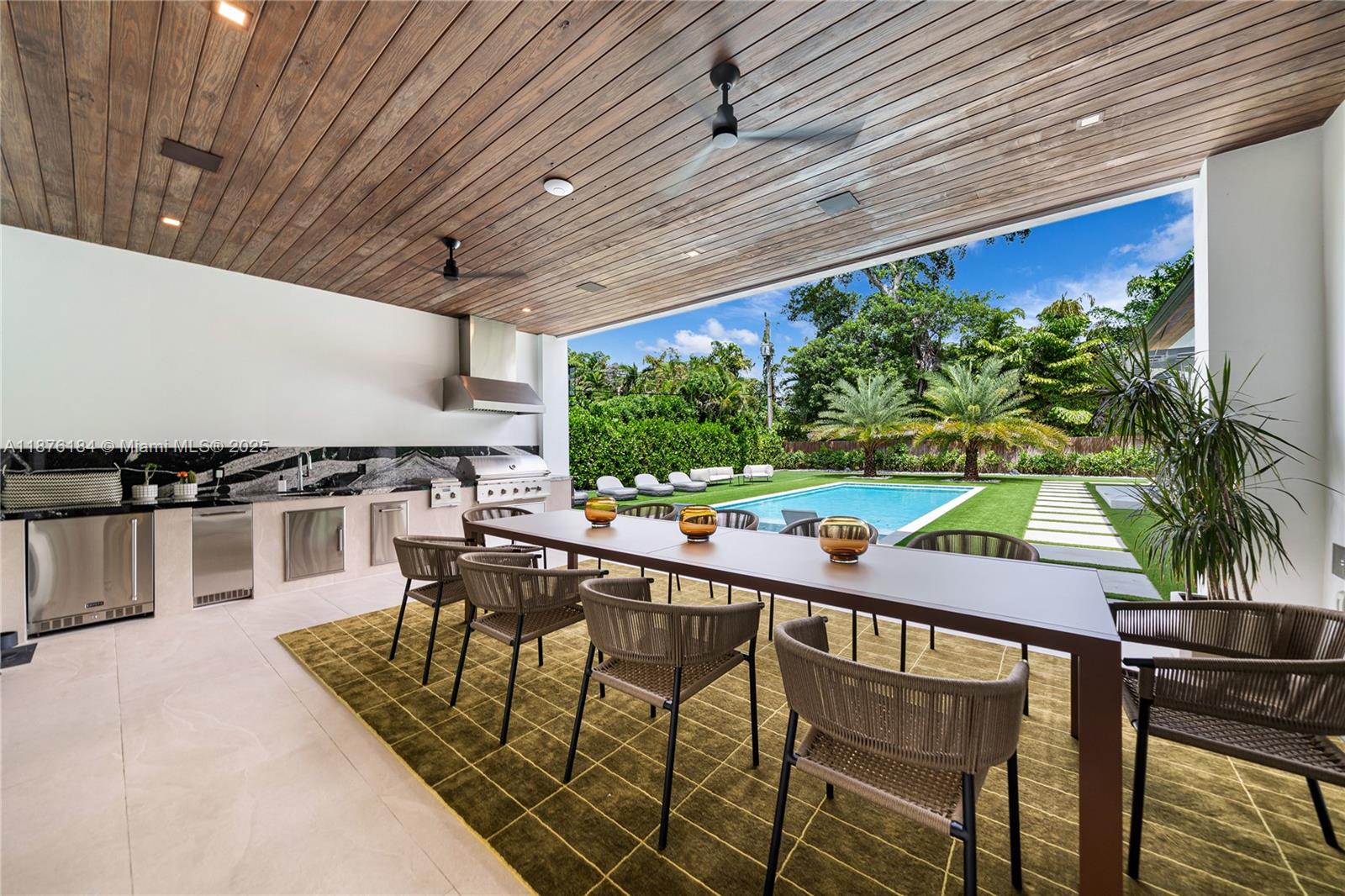 12820 SW 80th Ave Pinecrest, FL 33156