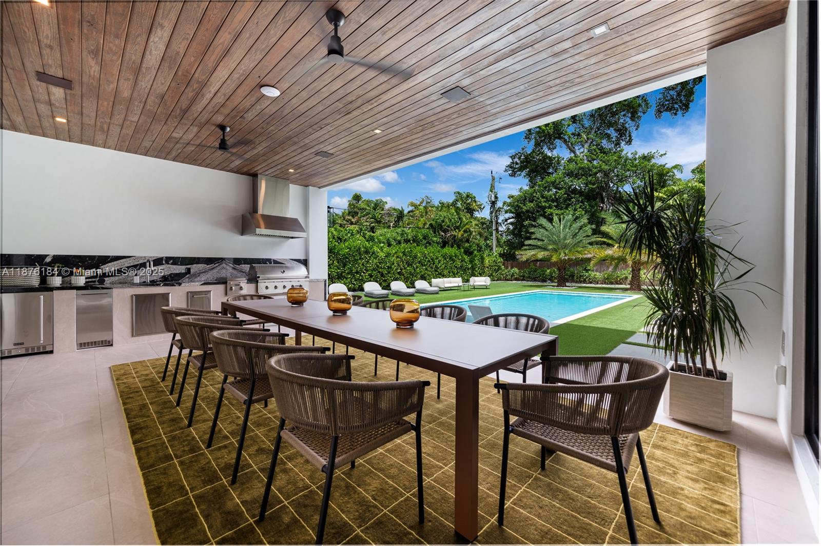 12820 SW 80th Ave Pinecrest, FL 33156