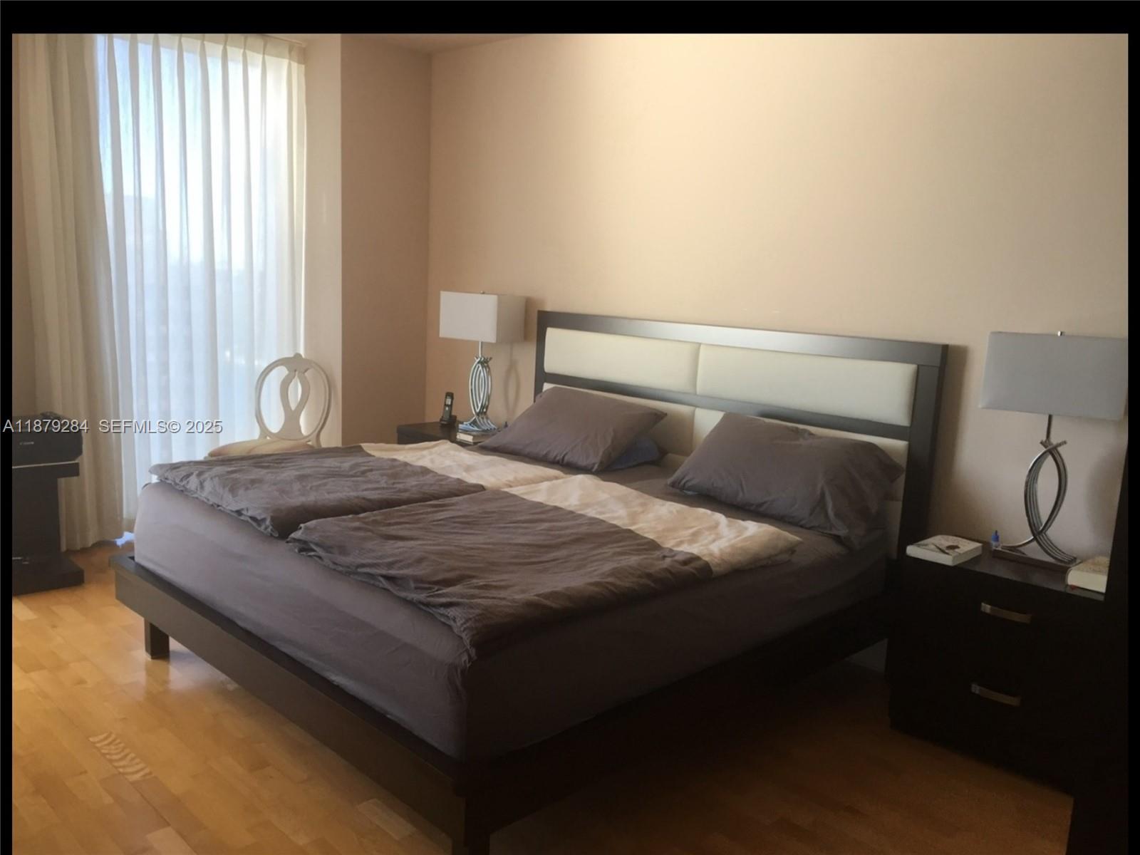 image Blue Diamond10