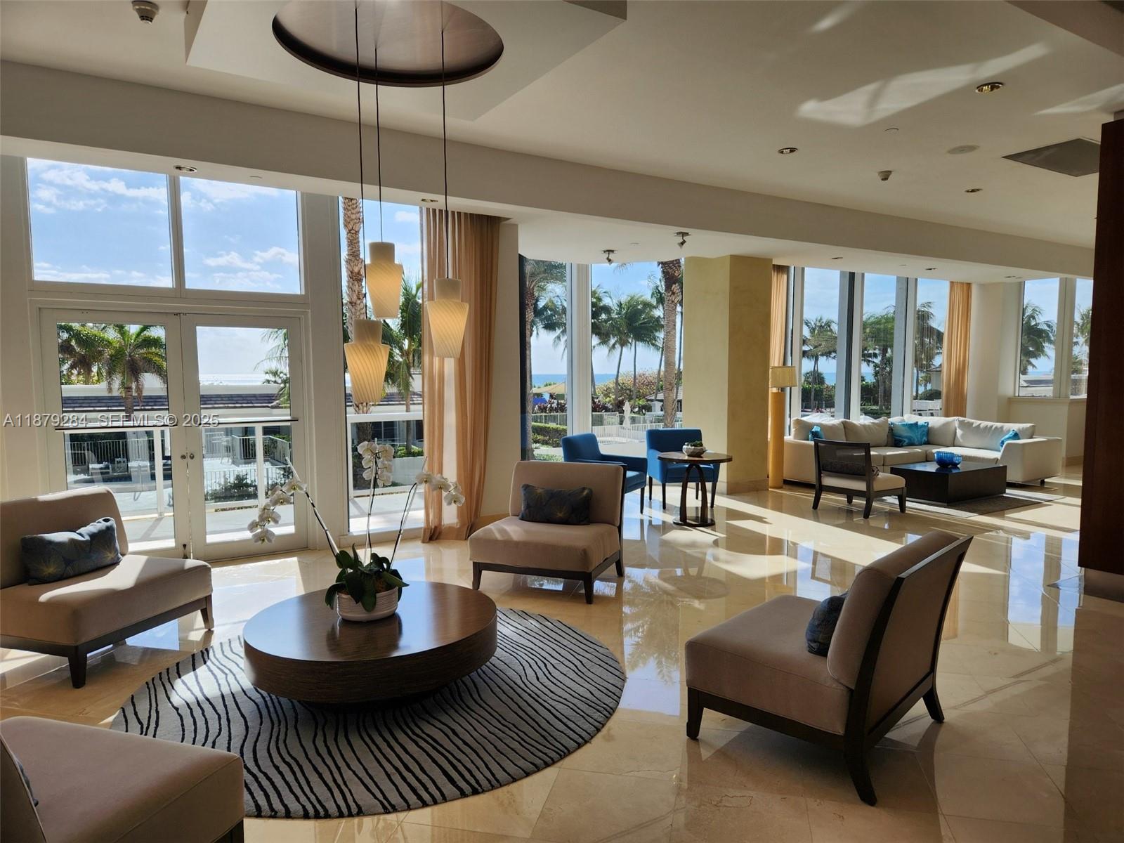 image Blue Diamond15