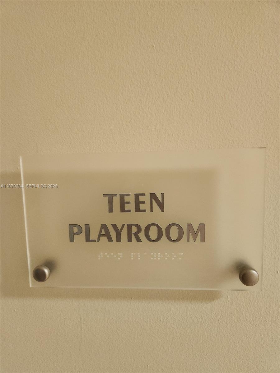 image Blue Diamond27