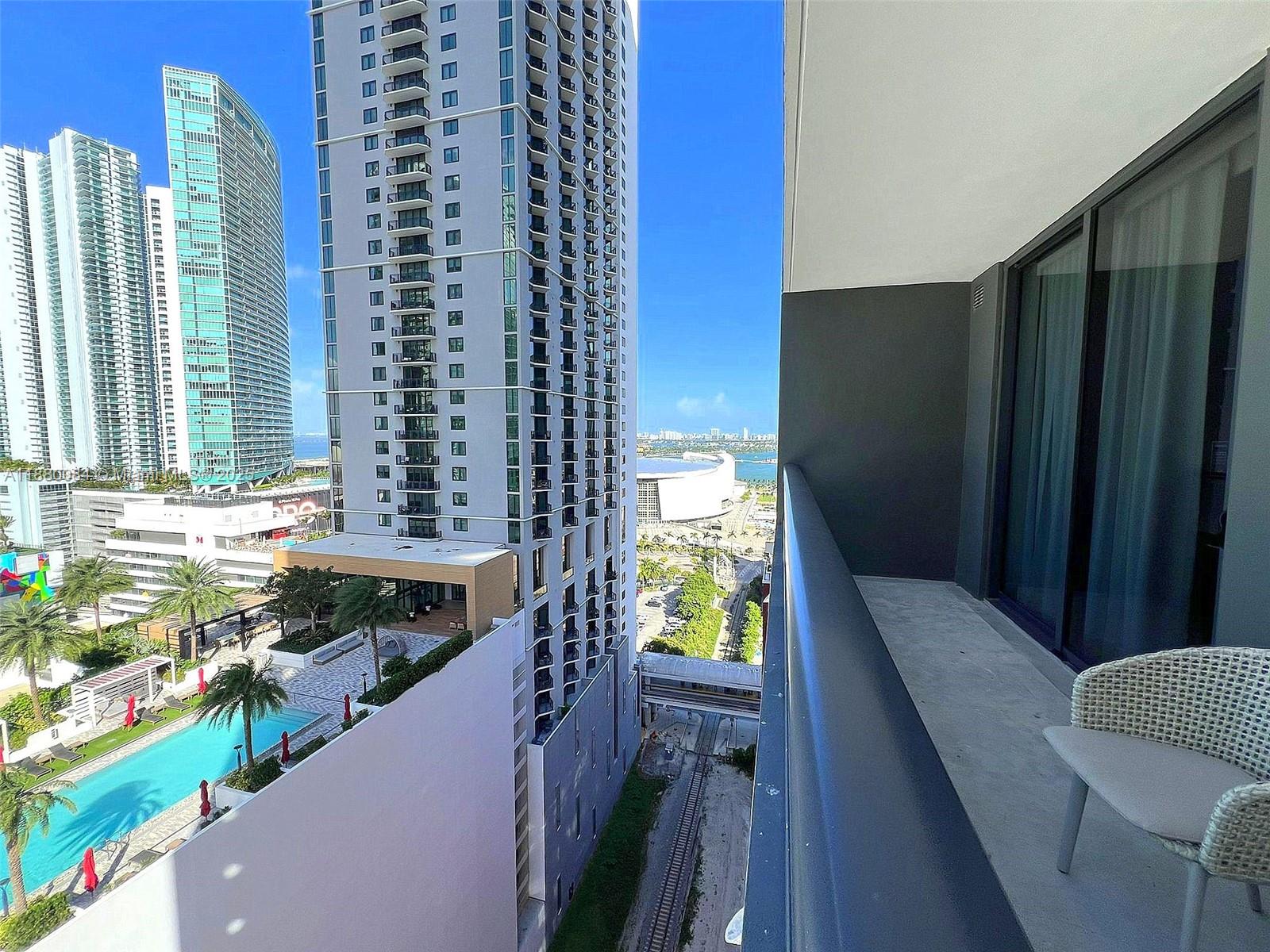 image Naiive/gale Residences1
