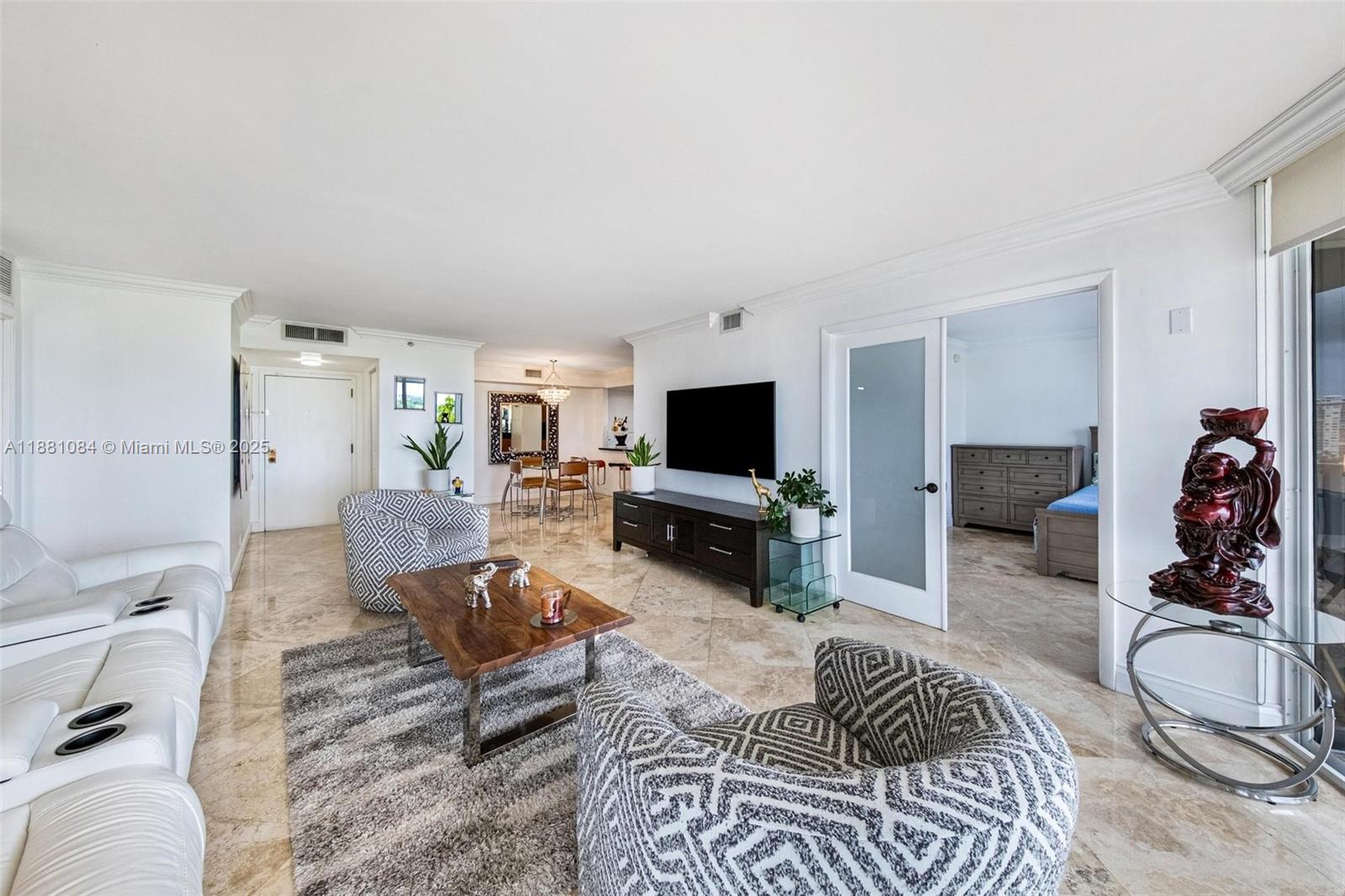 4000 Towerside Ter #1209