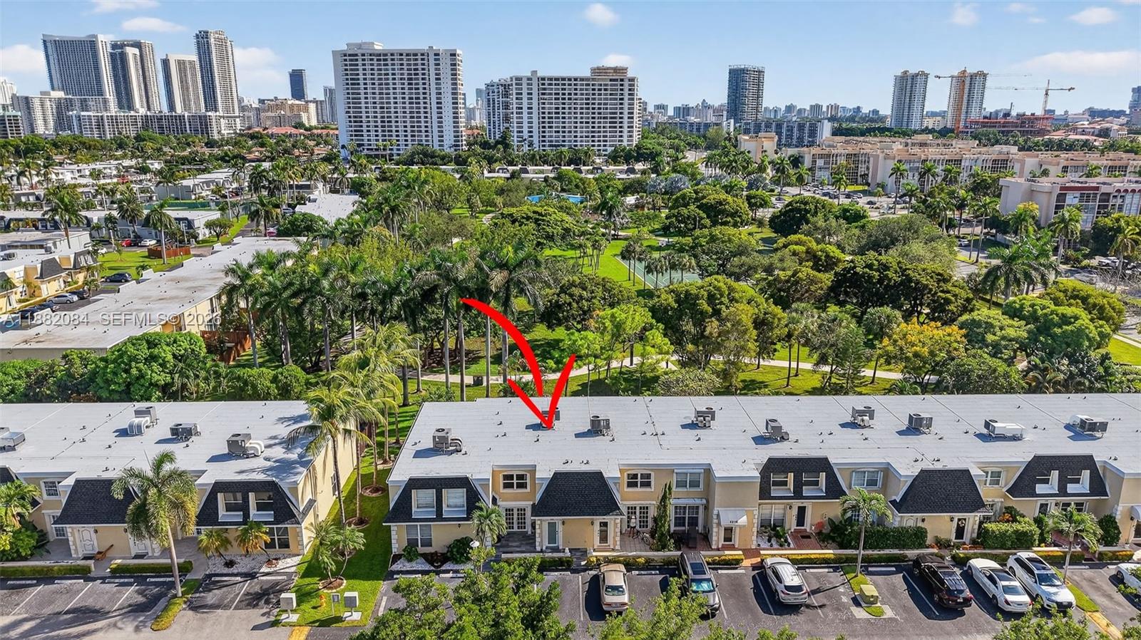 2220 NE 11th St Hallandale Beach, FL 33009