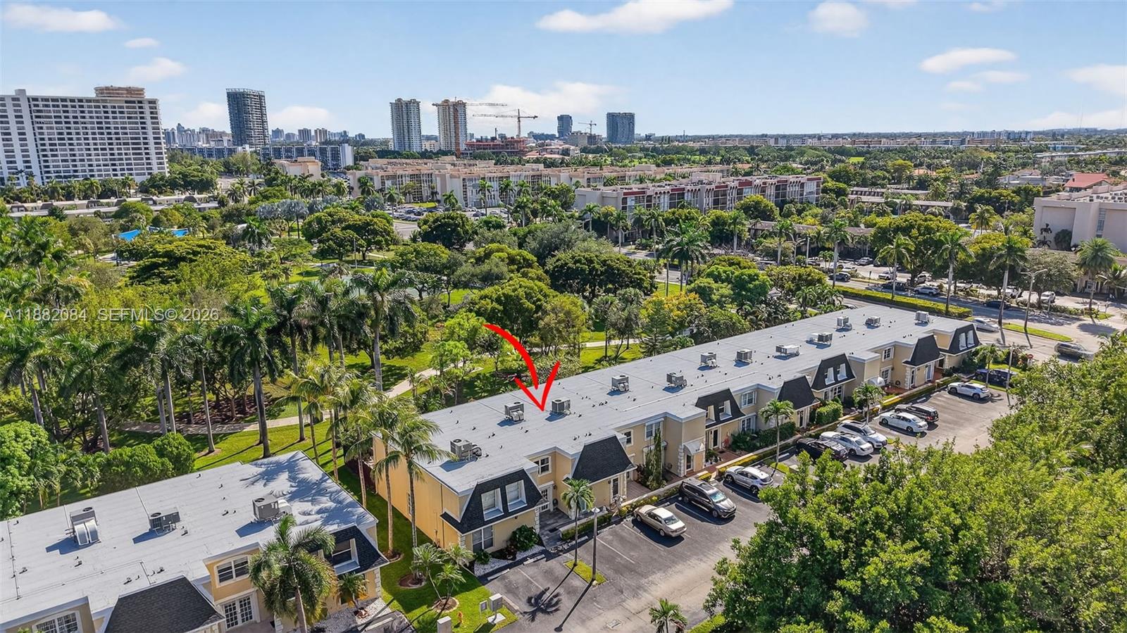 2220 NE 11th St Hallandale Beach, FL 33009