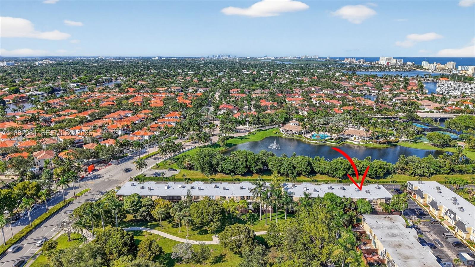 2220 NE 11th St Hallandale Beach, FL 33009