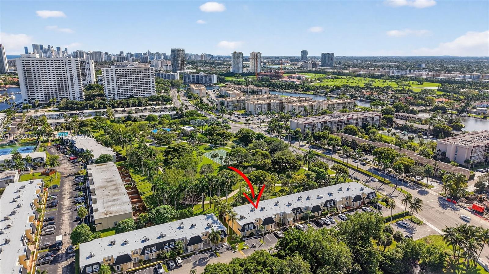 2220 NE 11th St Hallandale Beach, FL 33009