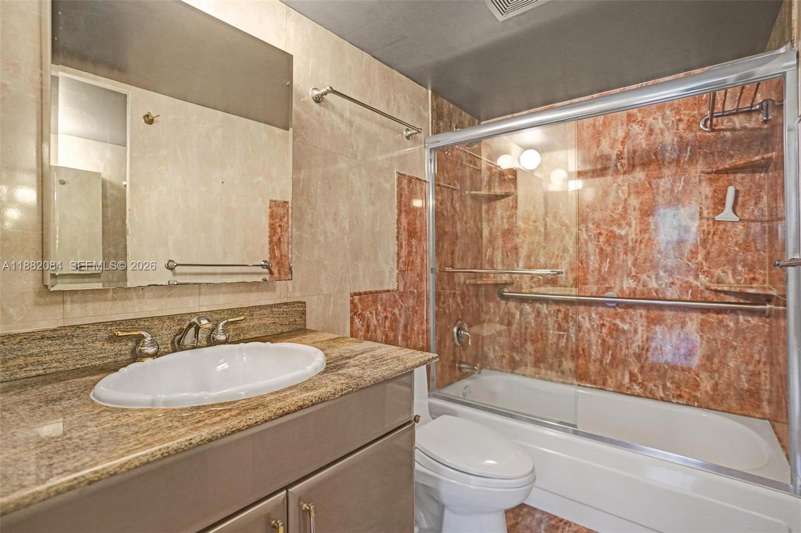 2220 NE 11th St Hallandale Beach, FL 33009