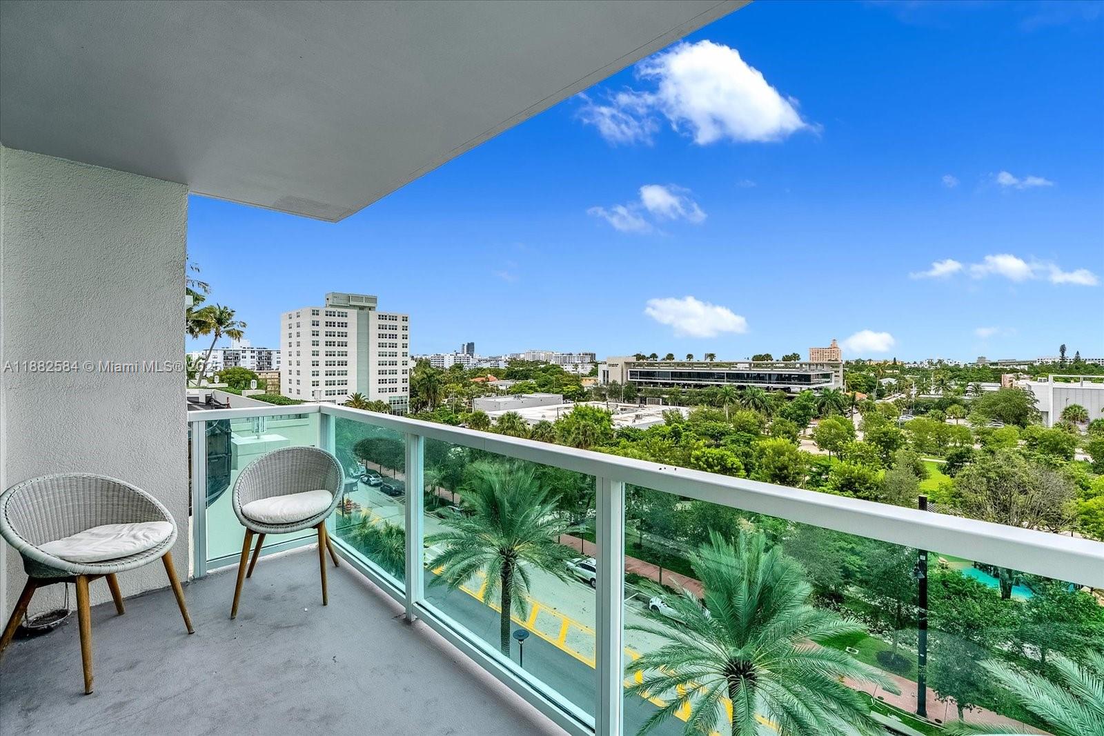 image The Floridian Condo11