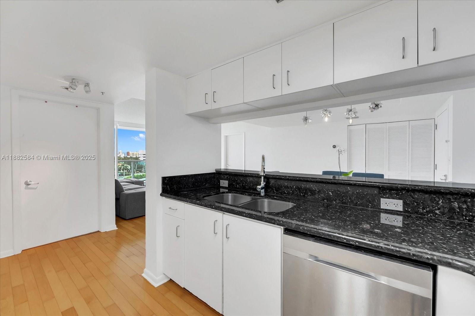 image The Floridian Condo5