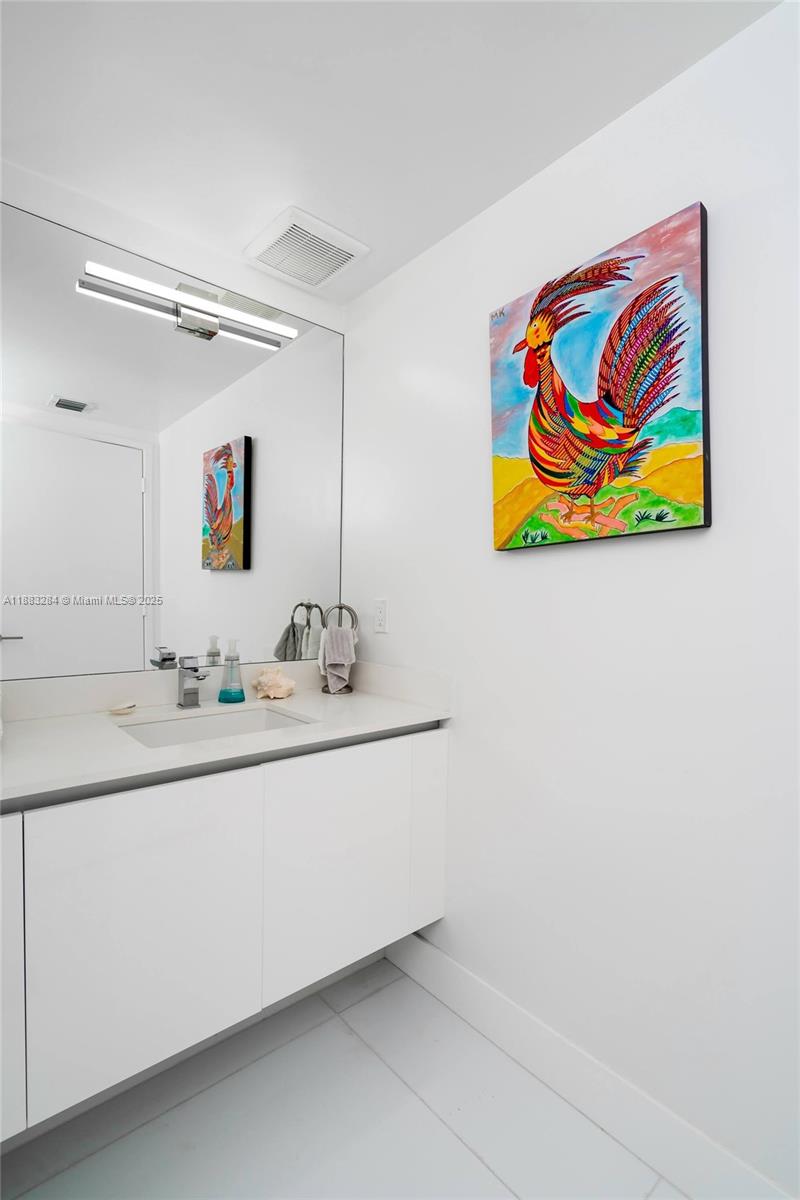 image Parque Towers Condo26
