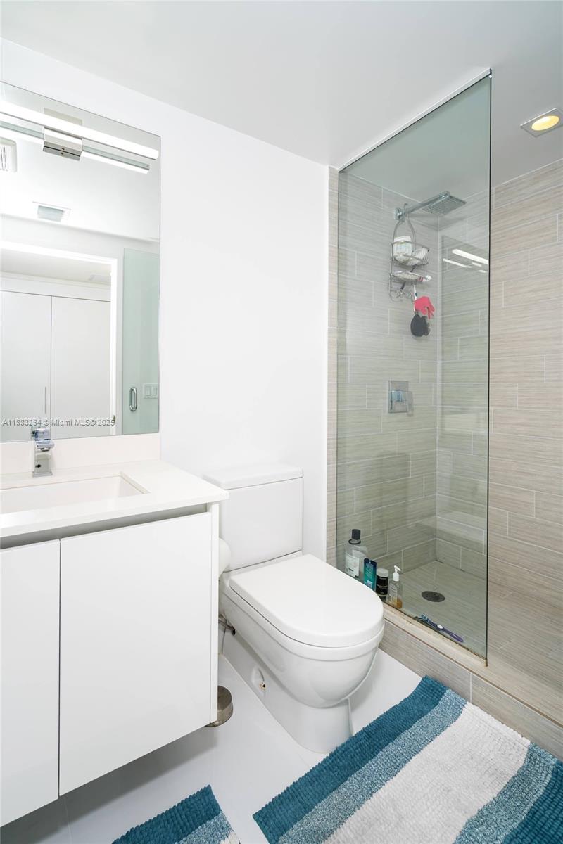 image Parque Towers Condo27