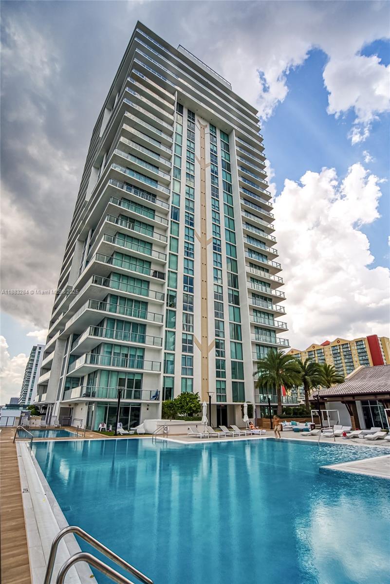 image Parque Towers Condo44