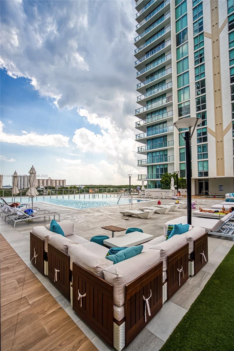 image Parque Towers Condo56