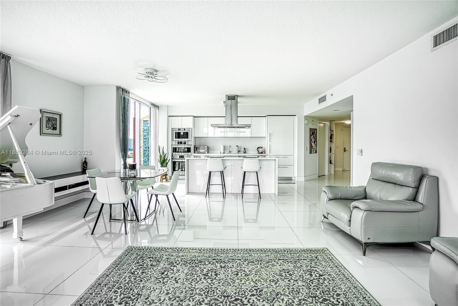 image Parque Towers Condo60