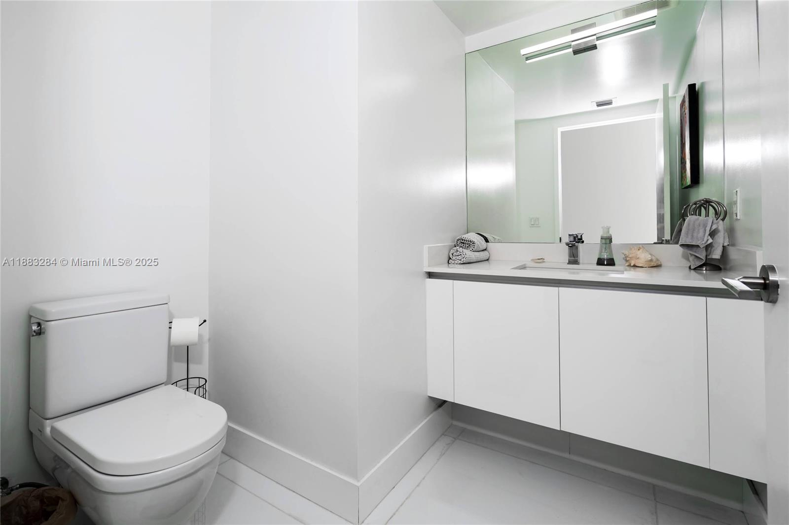 image Parque Towers Condo61