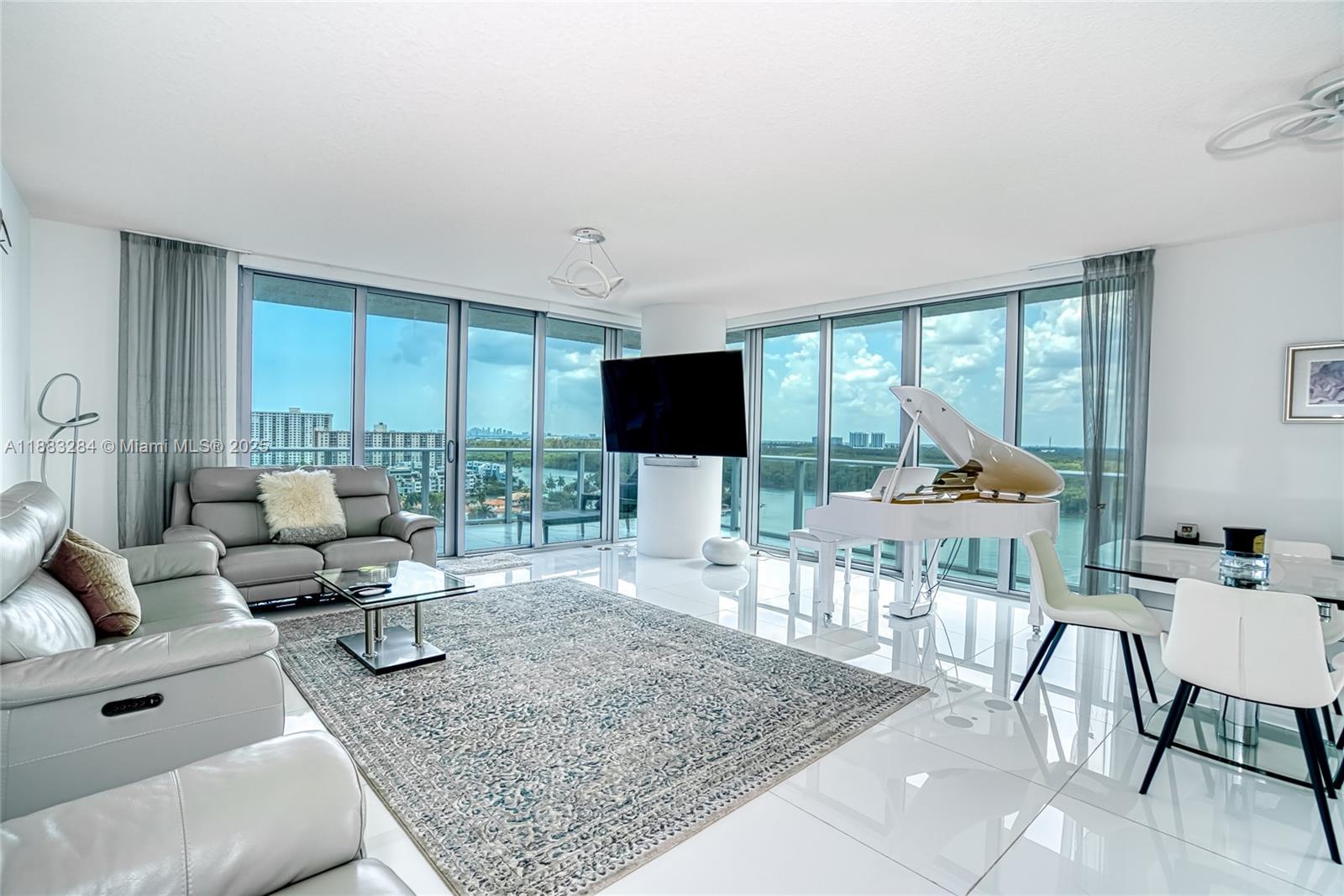 image Parque Towers Condo6