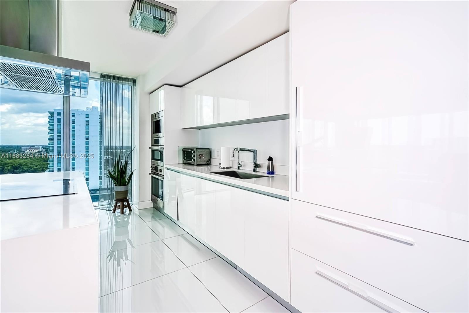 image Parque Towers Condo81