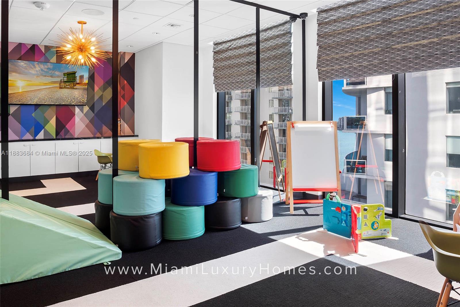 image Elysee Miami70