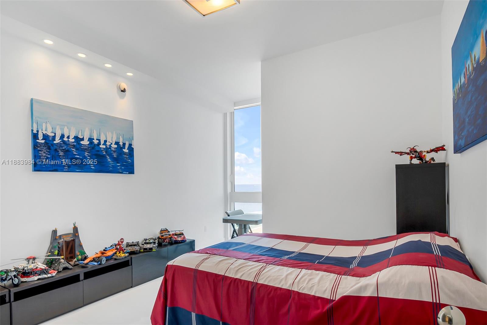 image Trump Towers I Condo41