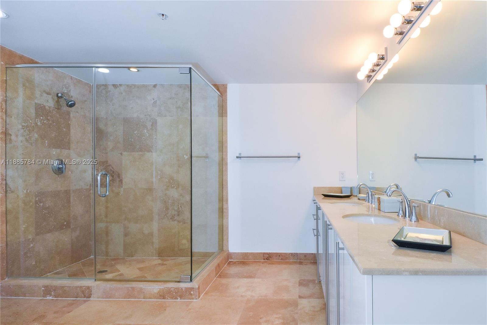 image 3030 Aventura7