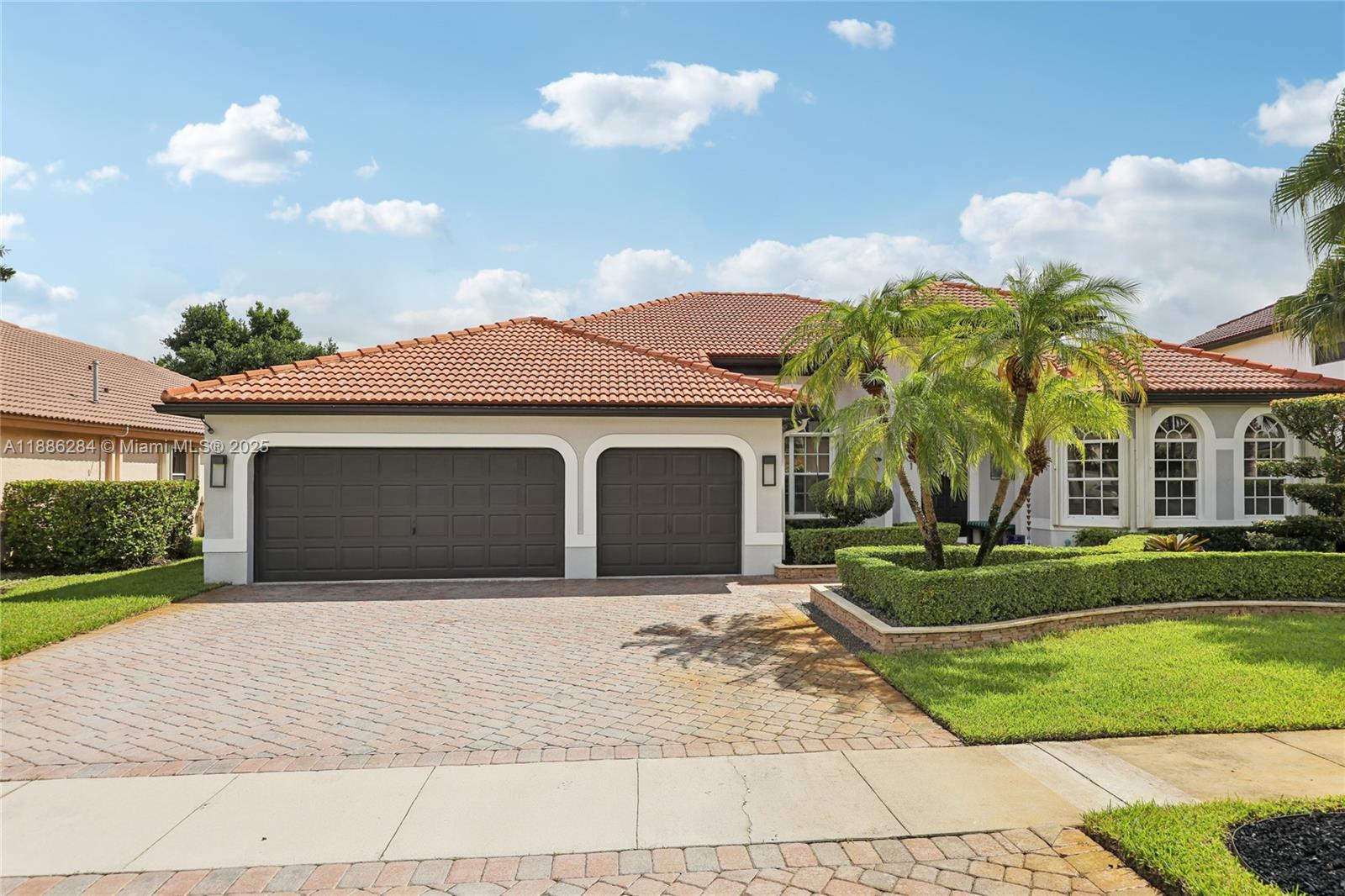 3921 SW 186th Ave