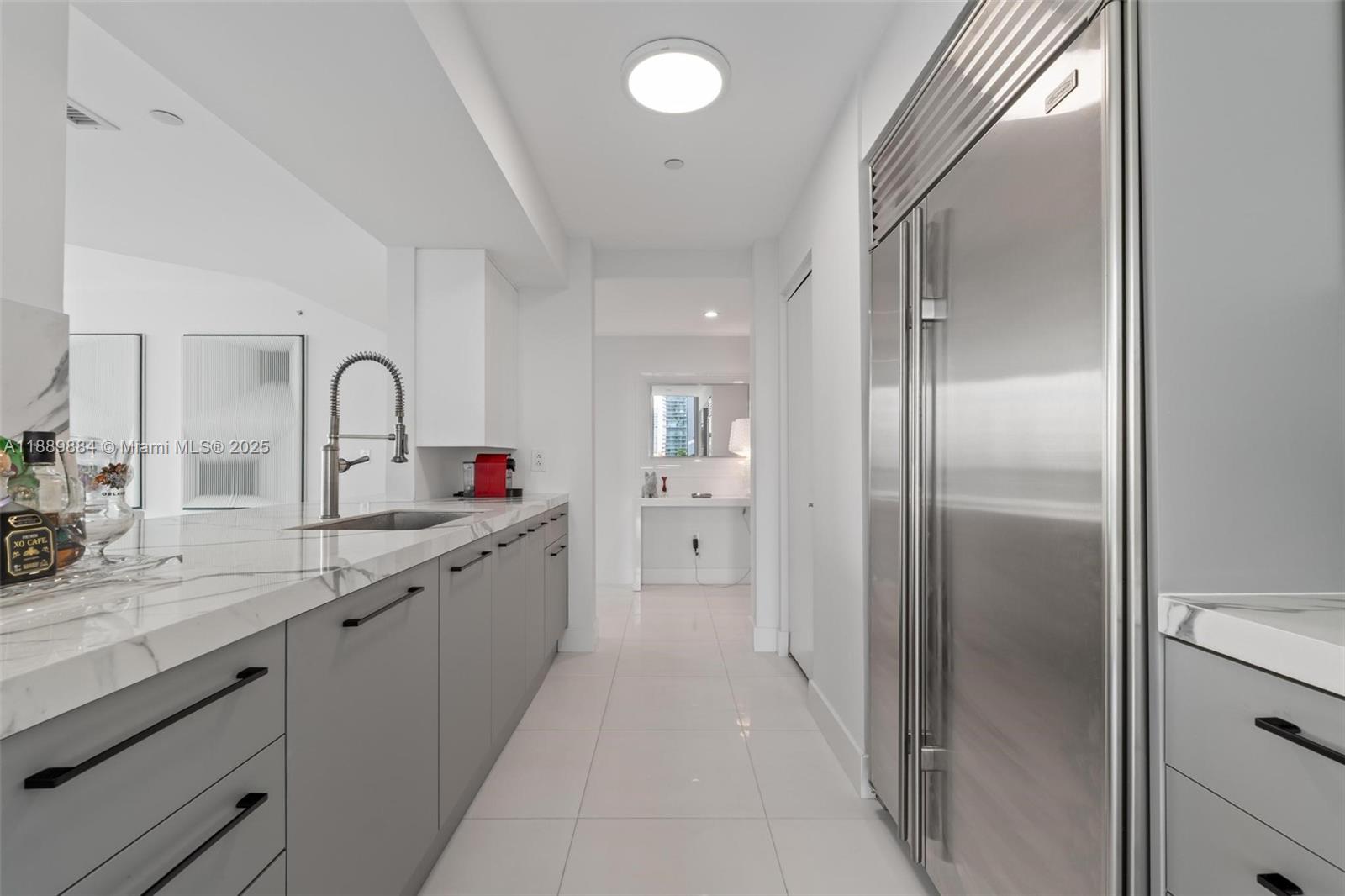 image Jade Residences At Bricek11