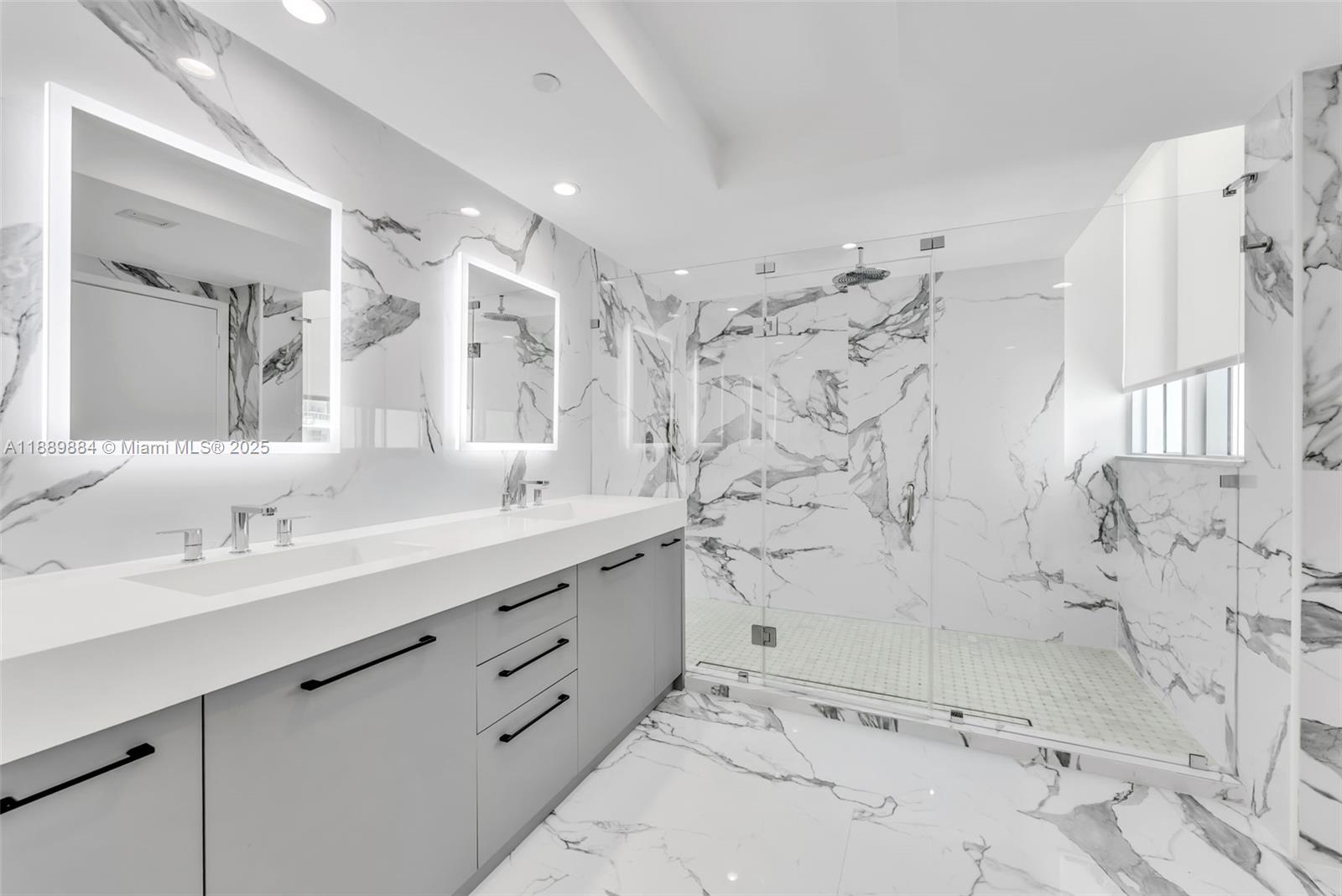 image Jade Residences At Bricek22