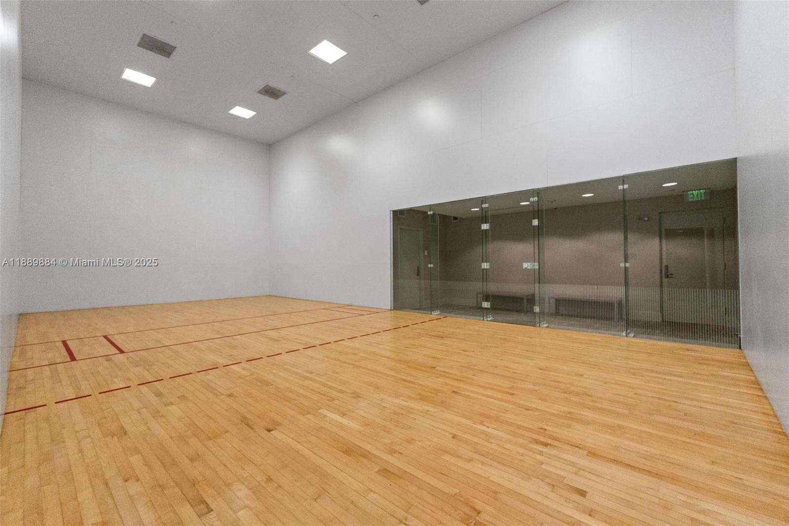 image Jade Residences At Bricek29