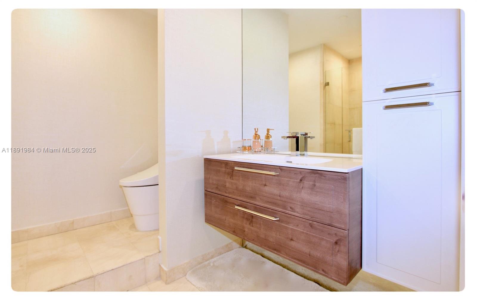 3500 Island Blvd #DPH01 Aventura, FL 33160