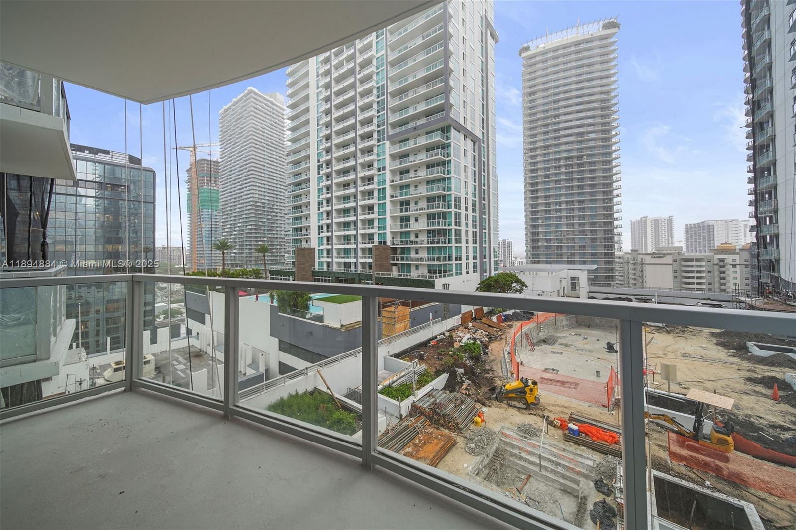 image 1060 Brickell25