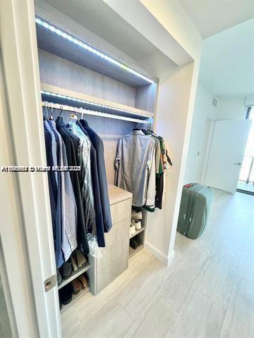 image Brickell Heights East12