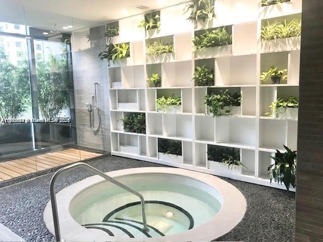 image Brickell Heights East28