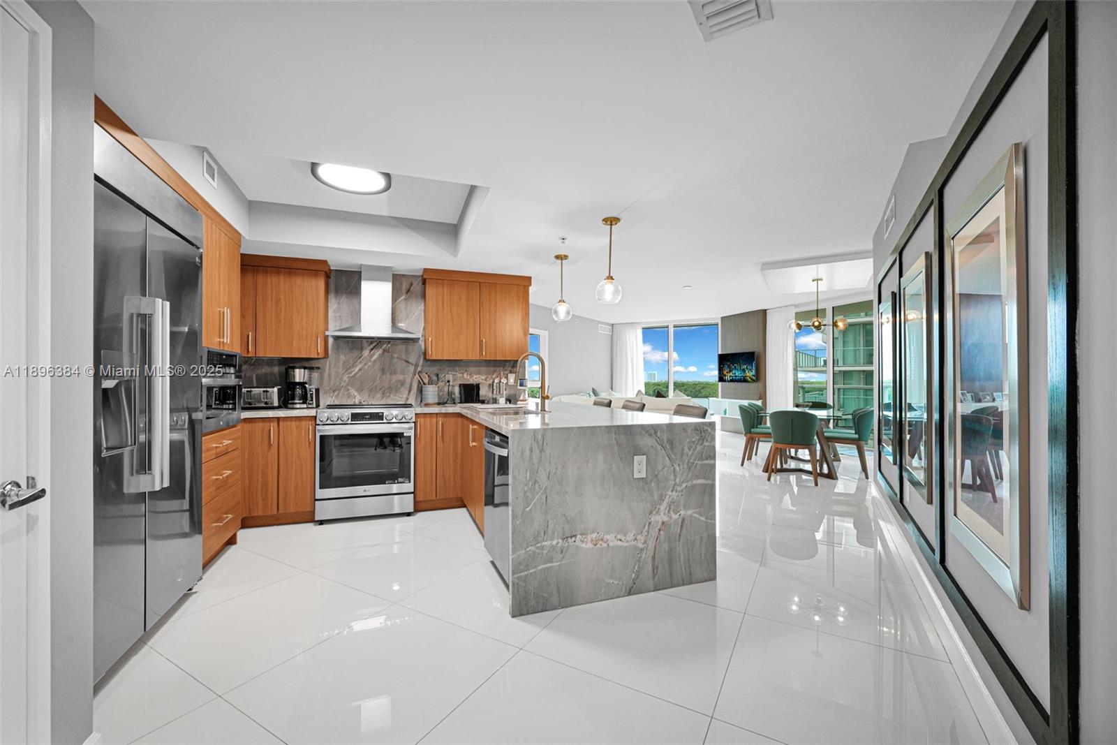 250 Sunny Isles Blvd #3-804