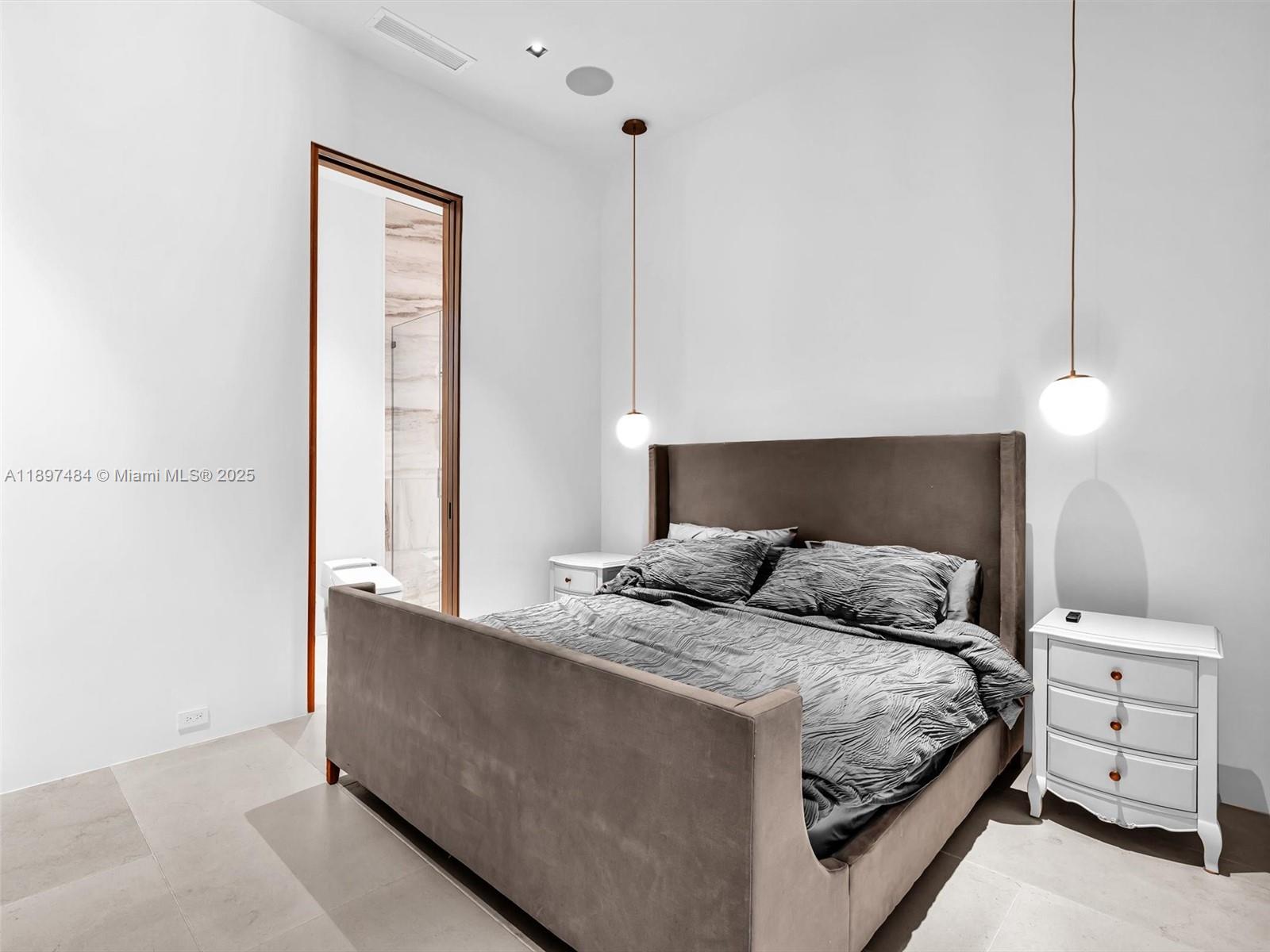 2931 Emathla St Miami, FL 33133