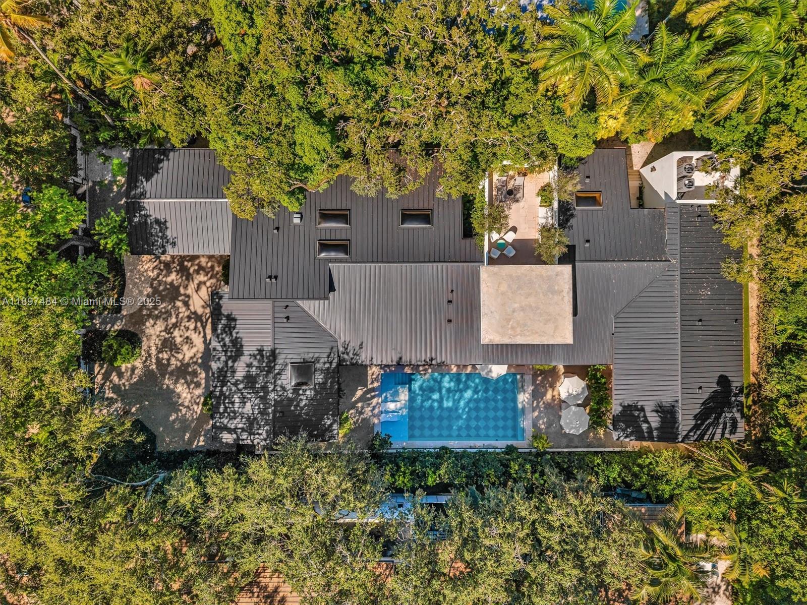 2931 Emathla St Miami, FL 33133