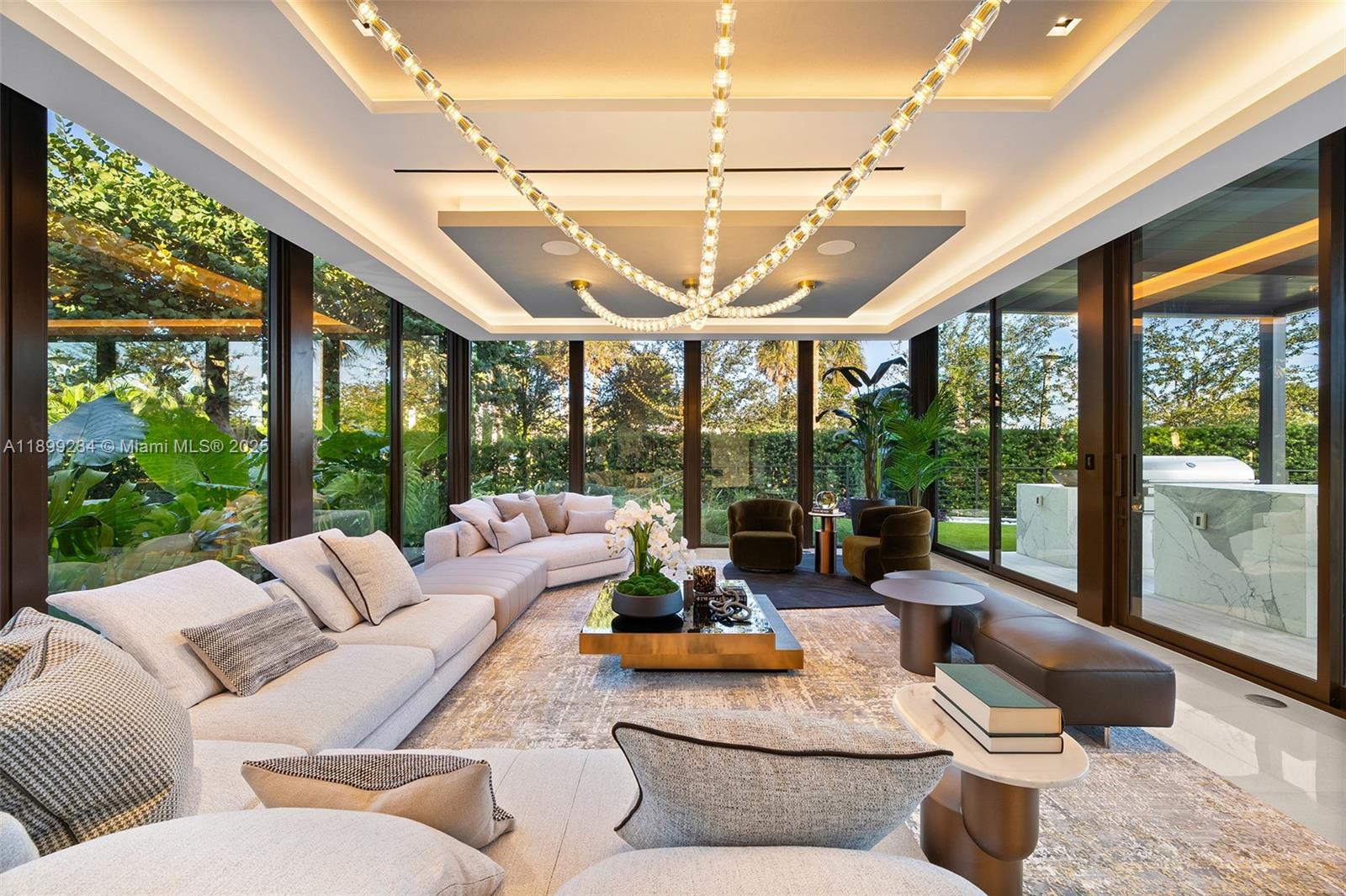 790 Lake Rd Miami, FL 33137