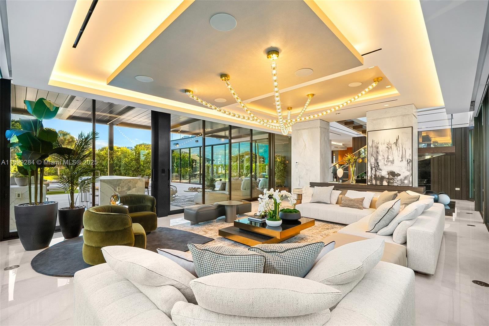 790 Lake Rd Miami, FL 33137