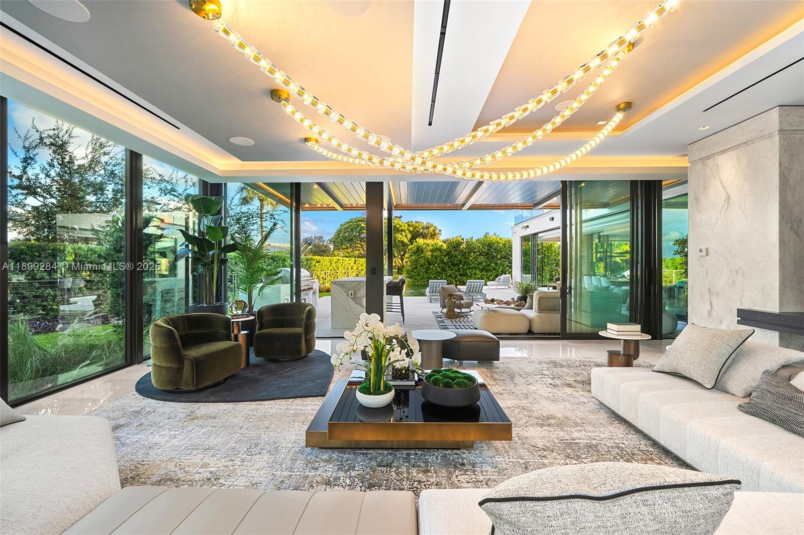 790 Lake Rd Miami, FL 33137