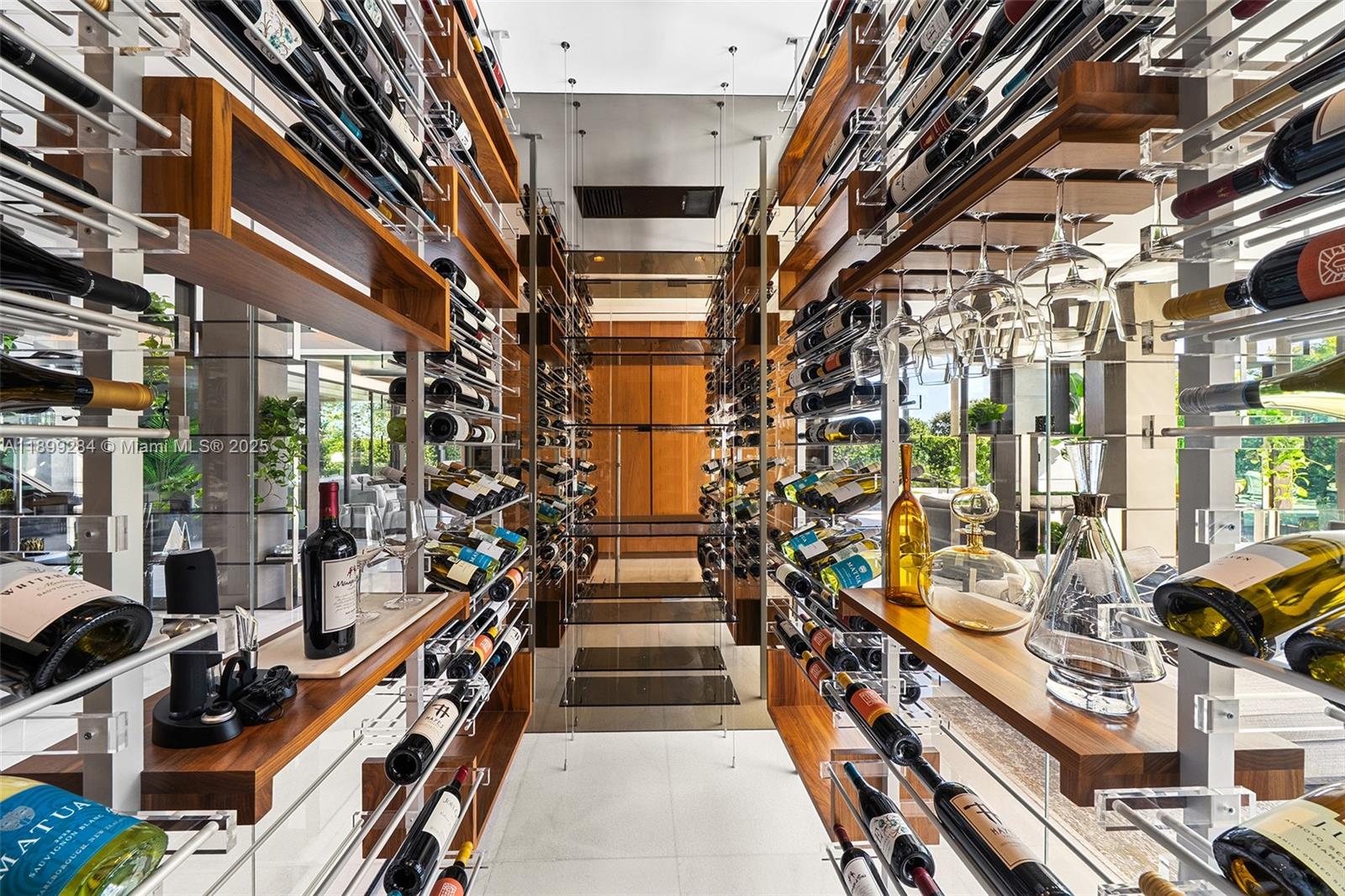 790 Lake Rd Miami, FL 33137