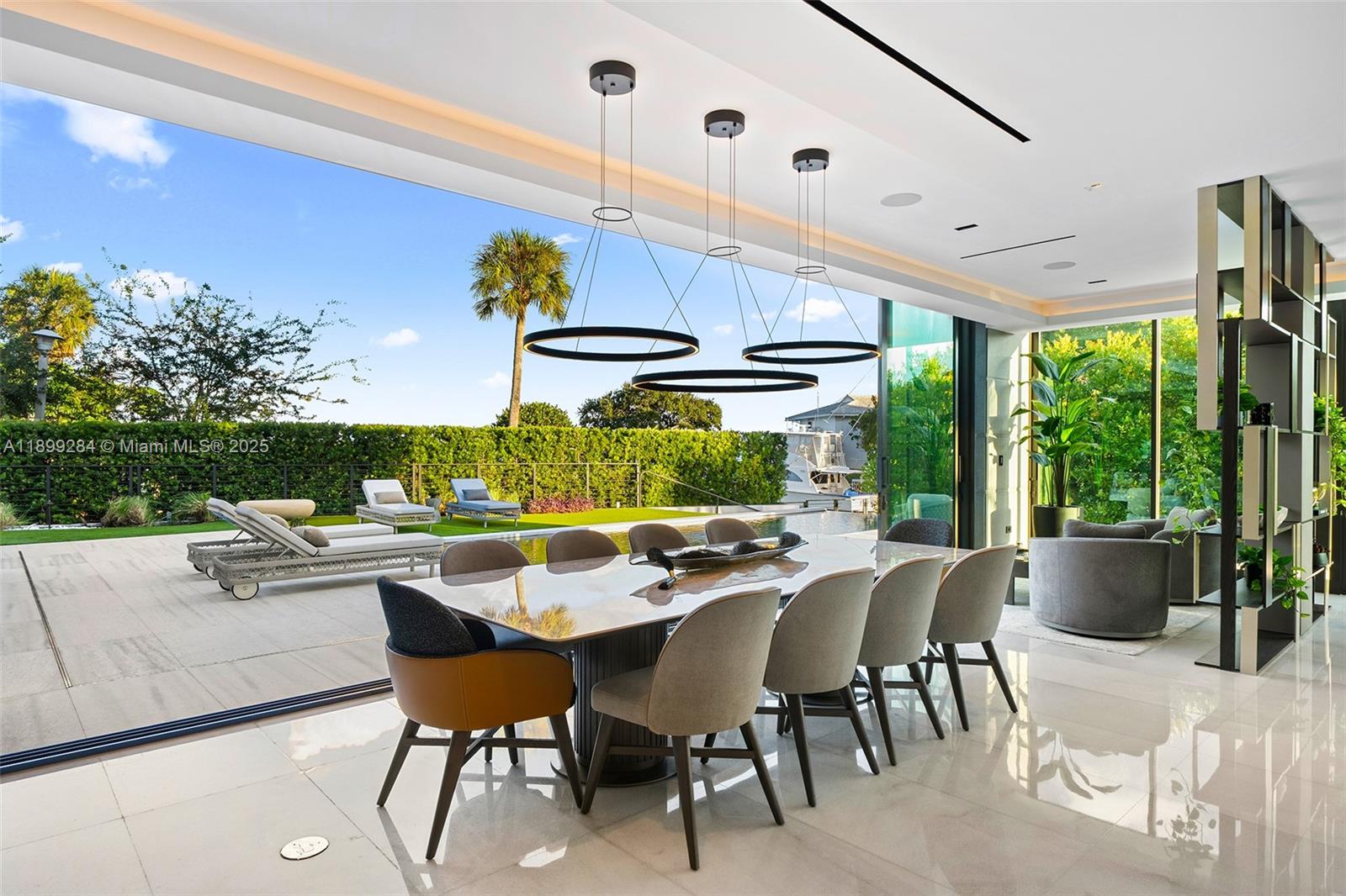 790 Lake Rd Miami, FL 33137