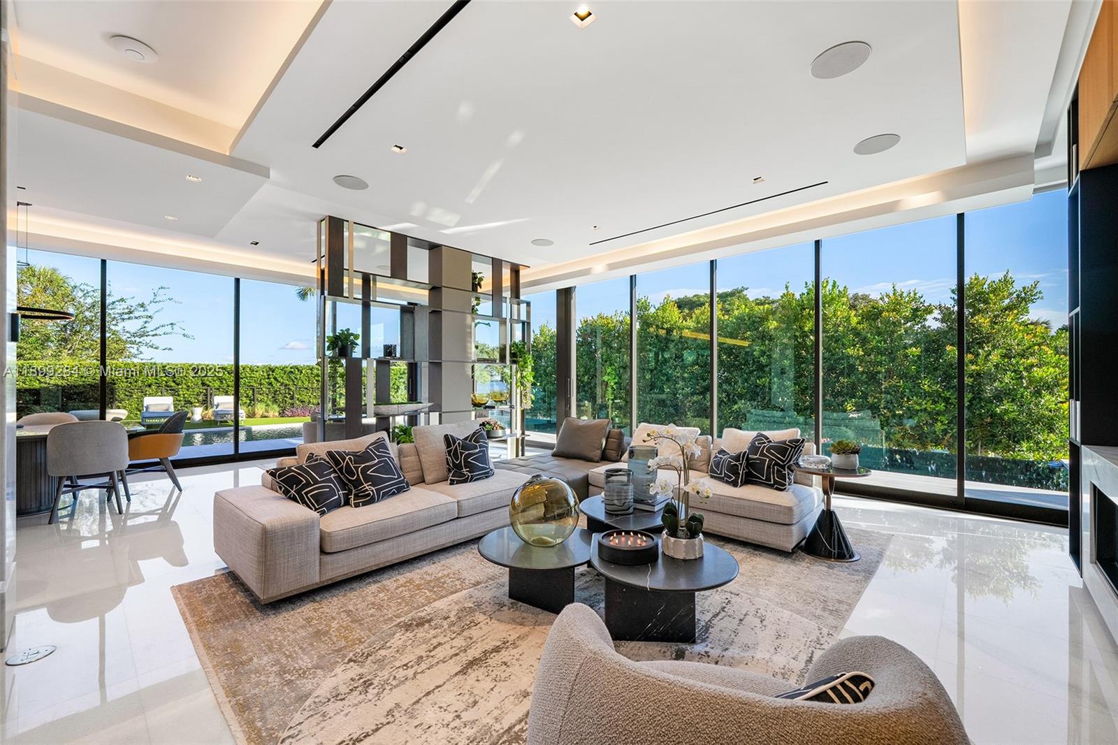 790 Lake Rd Miami, FL 33137