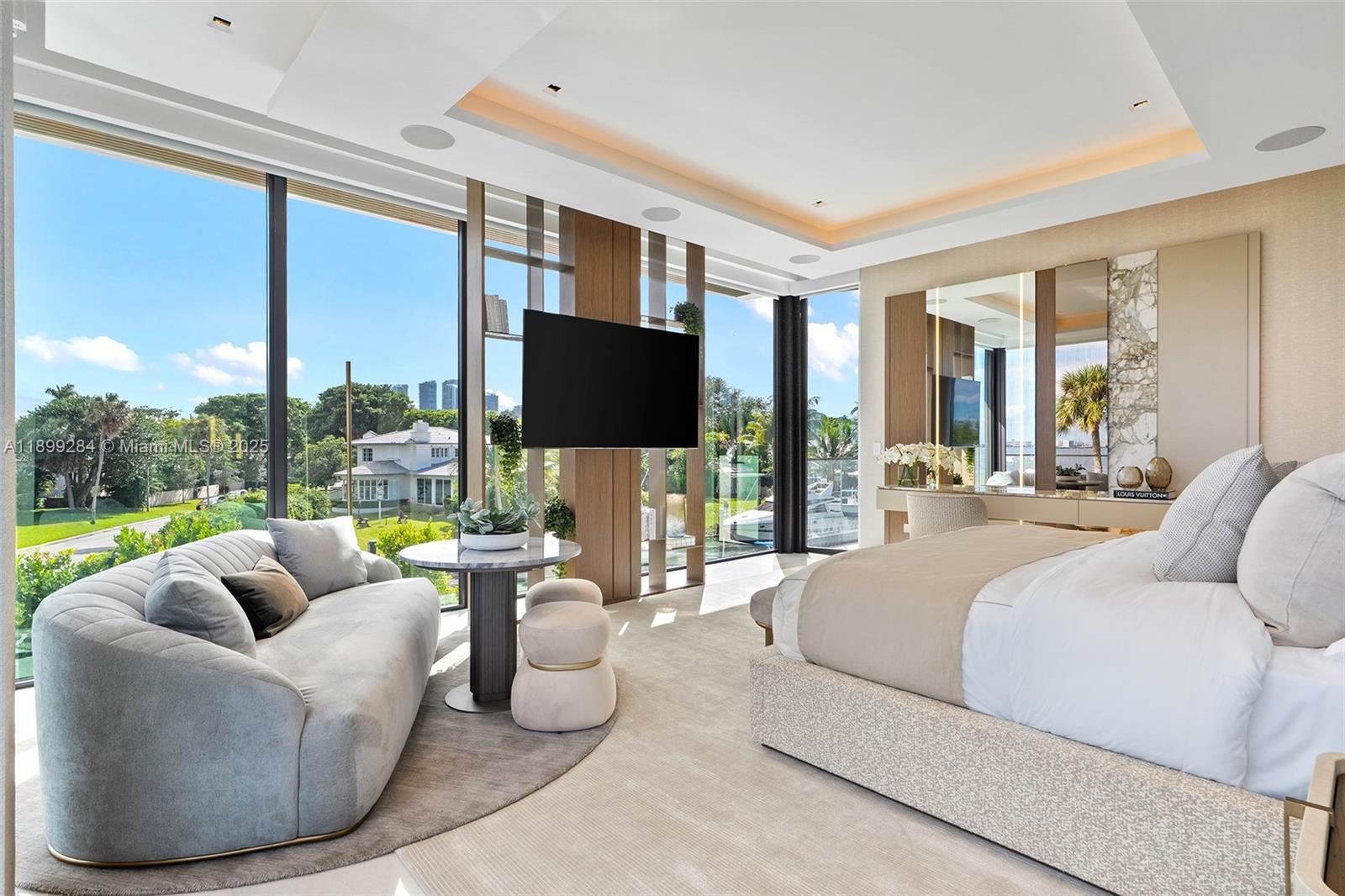 790 Lake Rd Miami, FL 33137