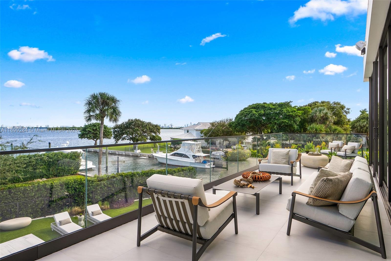 790 Lake Rd Miami, FL 33137